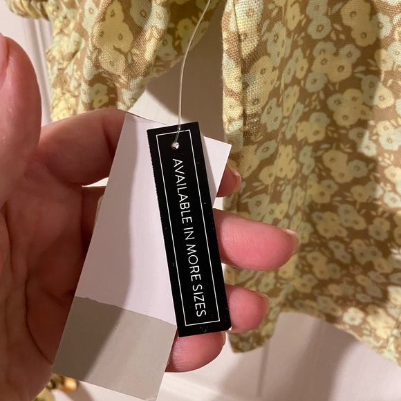 BP size medium linen and rayon crop blouse - Picture 6 of 6